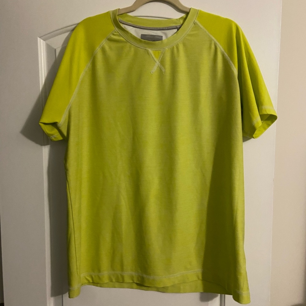 Robert Graham Lemon Lime Active Fit Short Sleeve Tee